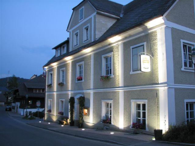 Отель Gasthof Zum Forsthaus Фишбах Экстерьер фото